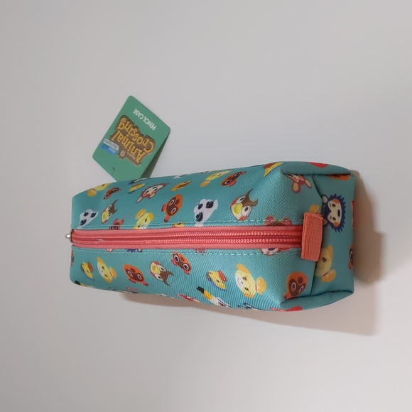 Nintendo Animal Crossing: New Horizons Villager Faces Pencil Case NWT - Picture 3 of 5